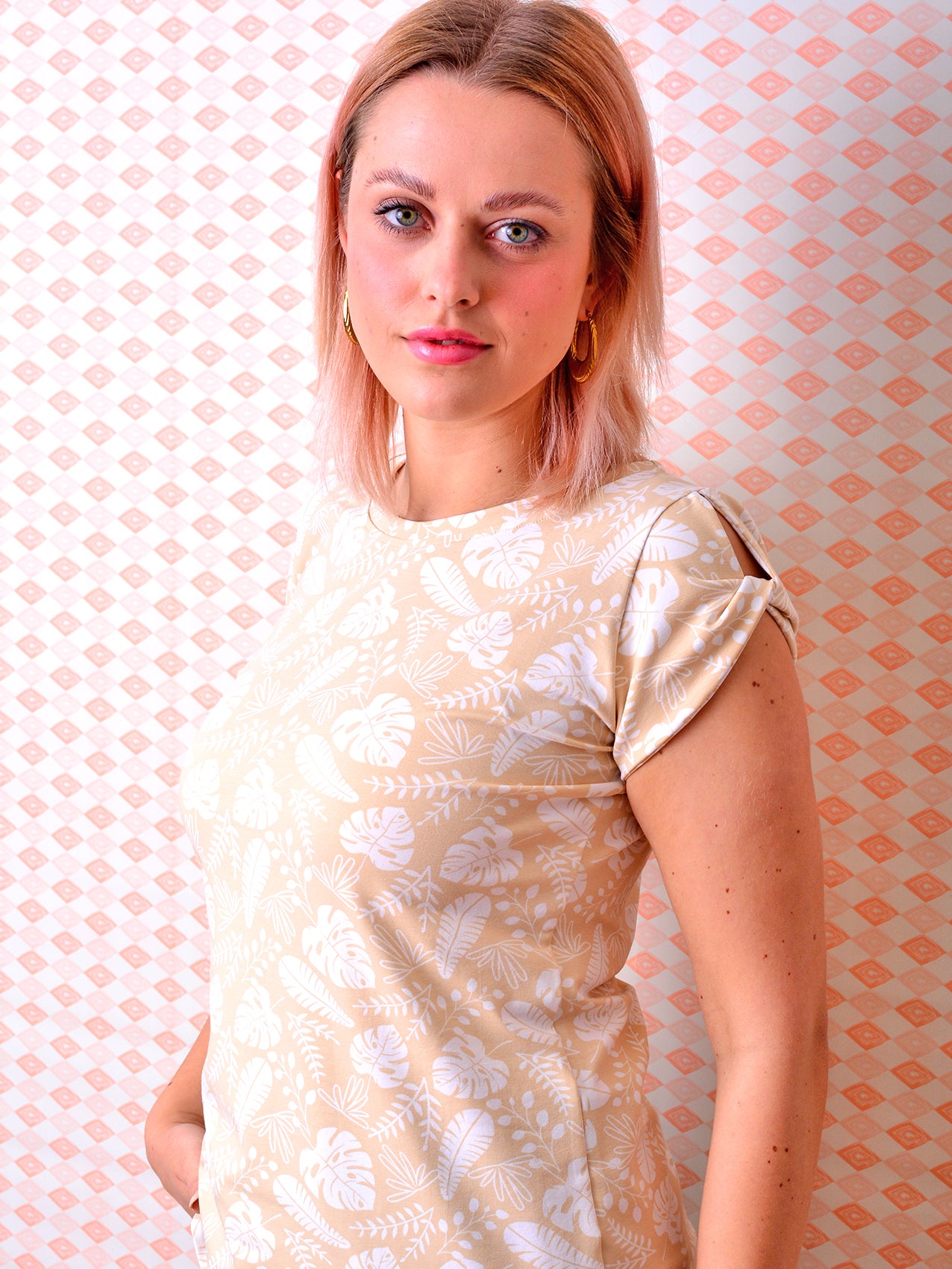 SALE > S (36) & L (40) Jersey Shirt ASTRID beige weiss Blumen Blüten