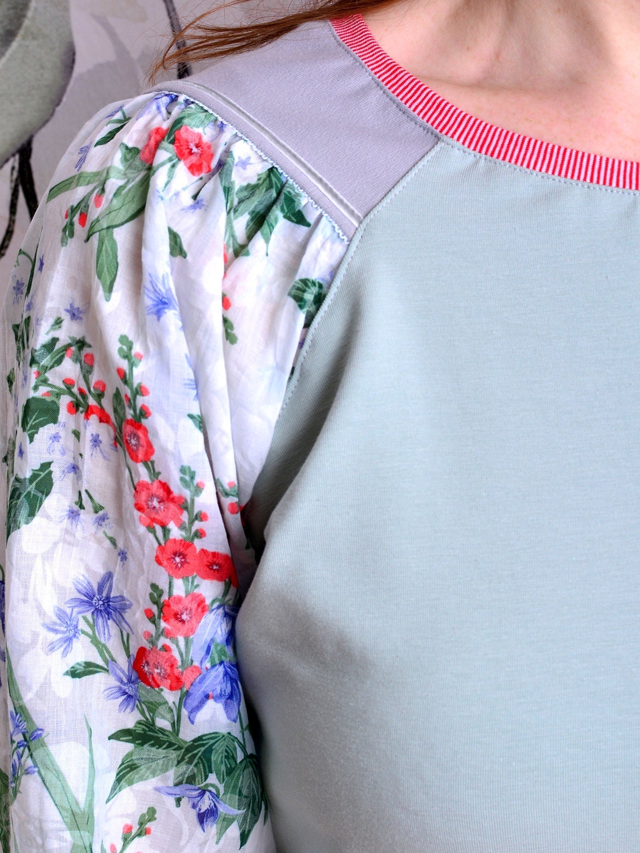 SALE > M (38) Sweatshirt MARIT mintgrün Blumen türkis
