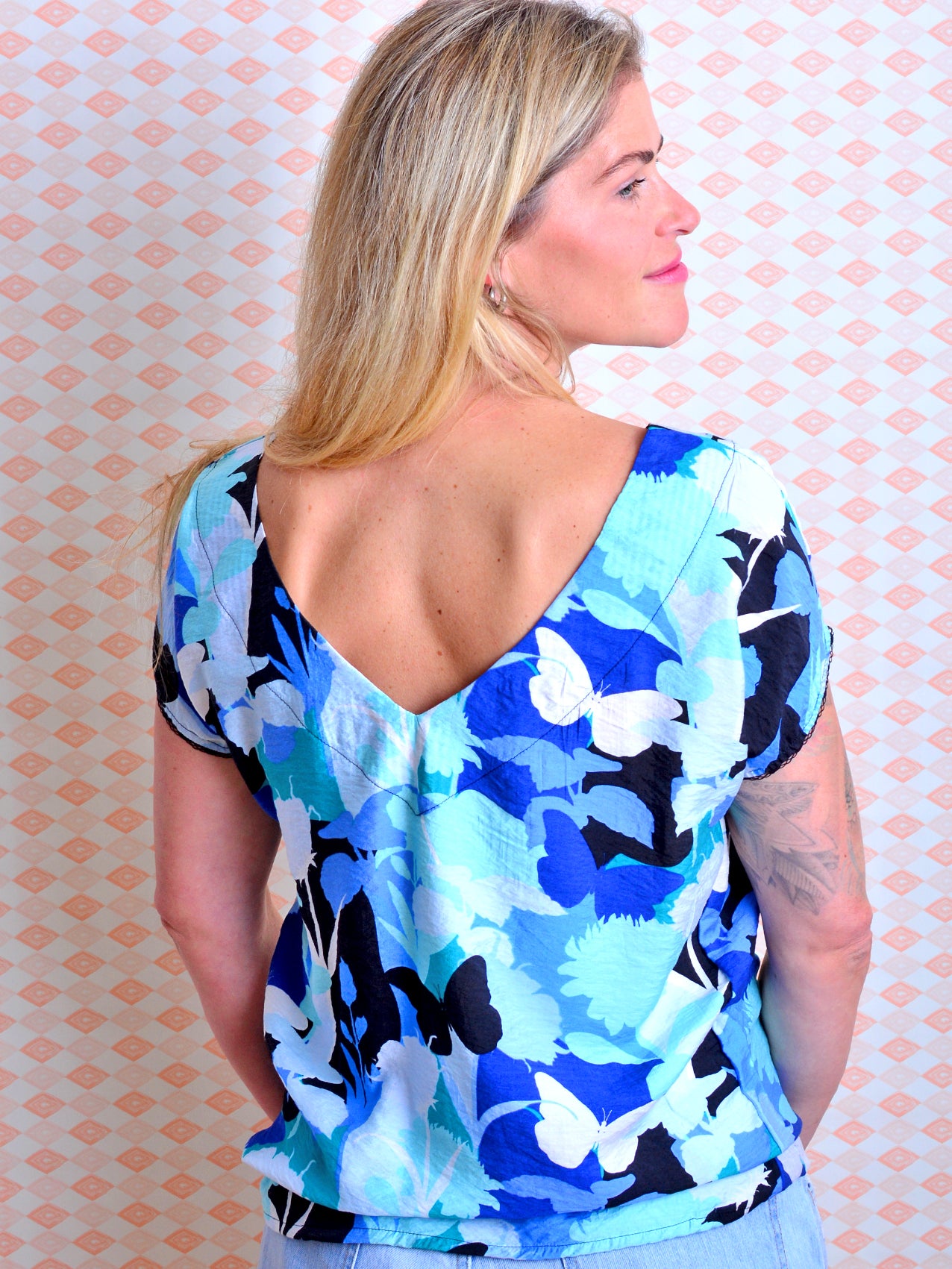 *** Bluse CAROLA M (38) & L (40) & XL (42) blau Blumen
