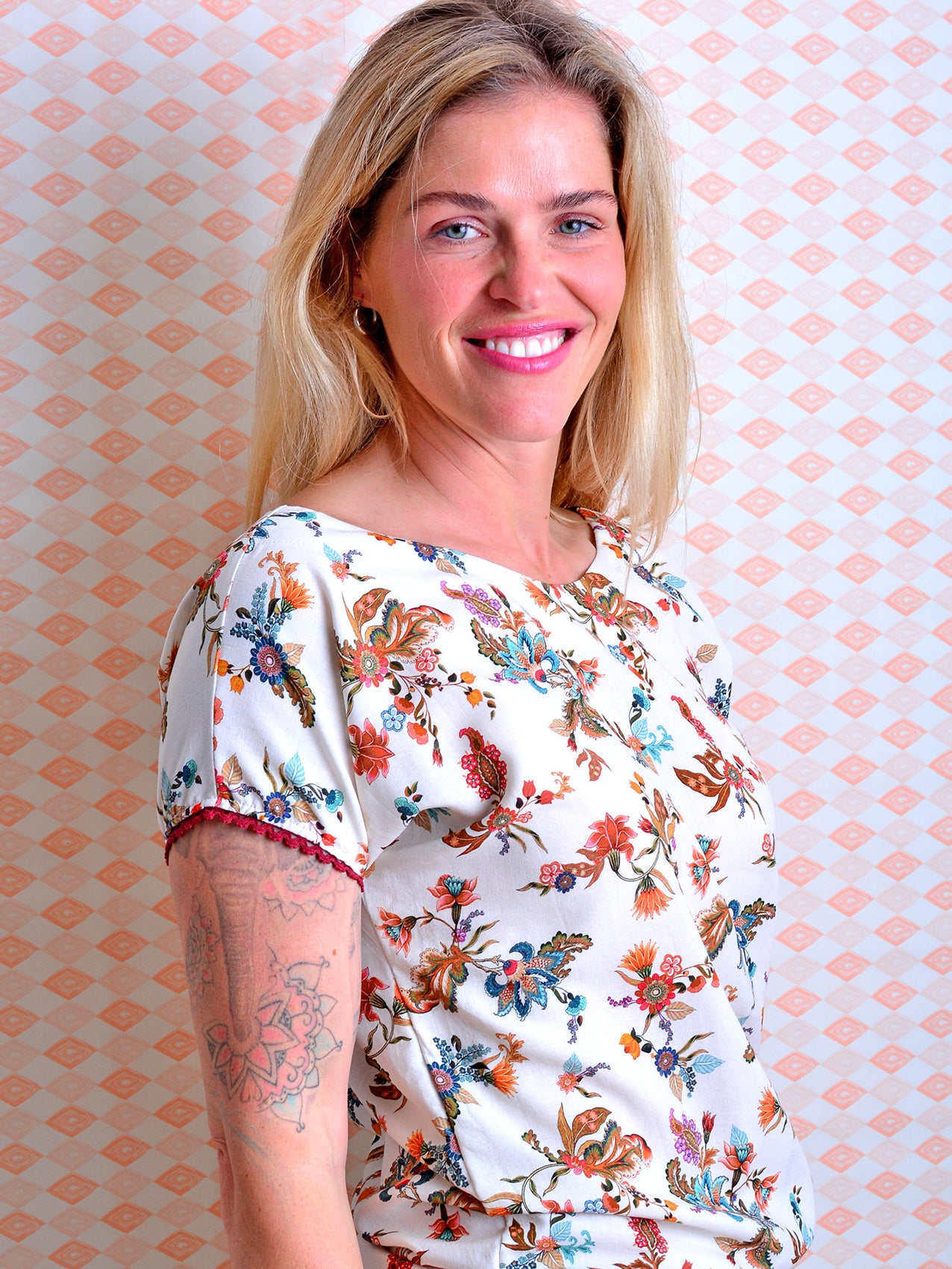 *** Bluse CAROLA S (36) cremeweiss Blumen