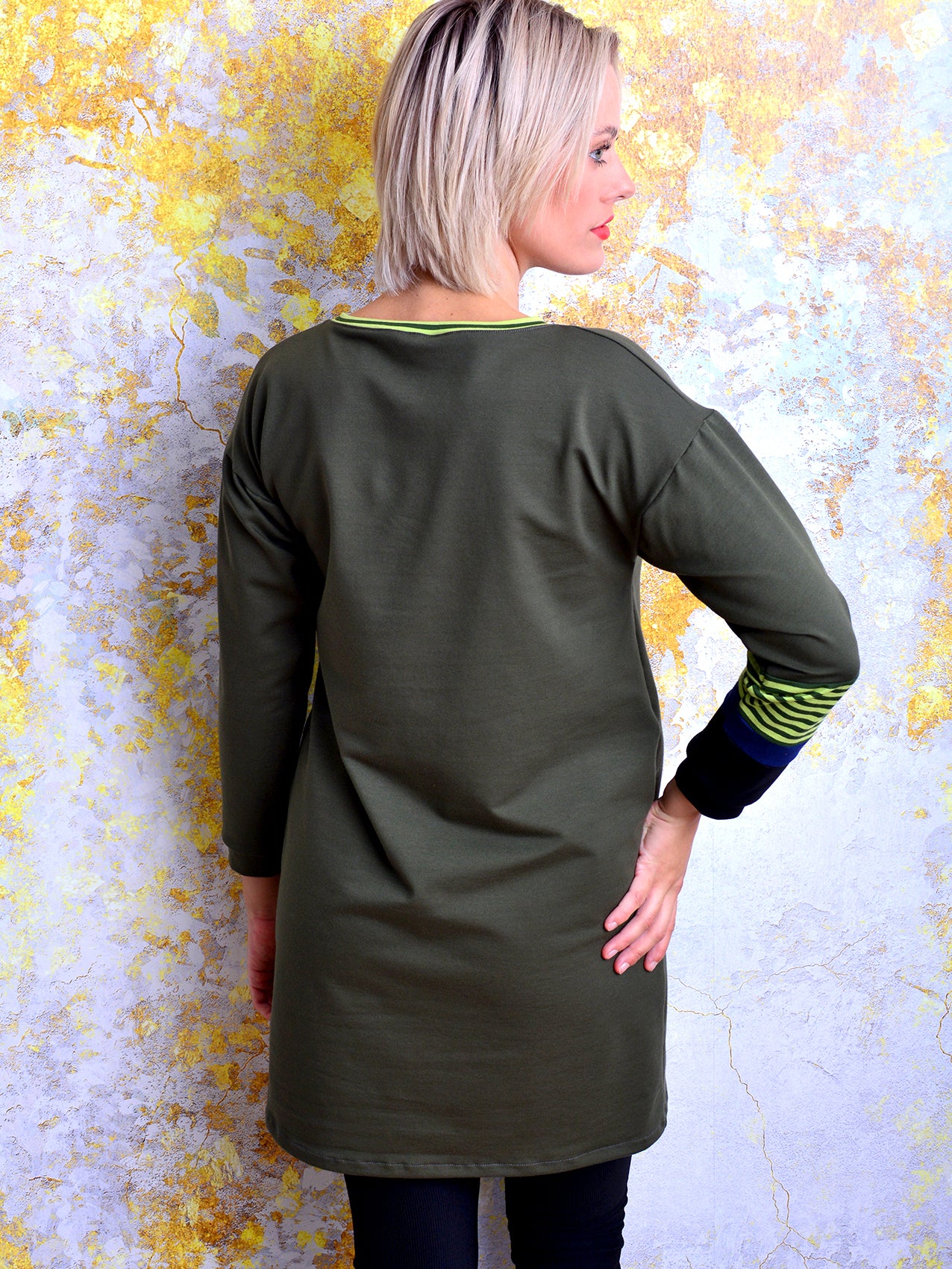Sweatshirt TAMARA dunkelgrün Streifen grün Longshirt von STADTKIND
