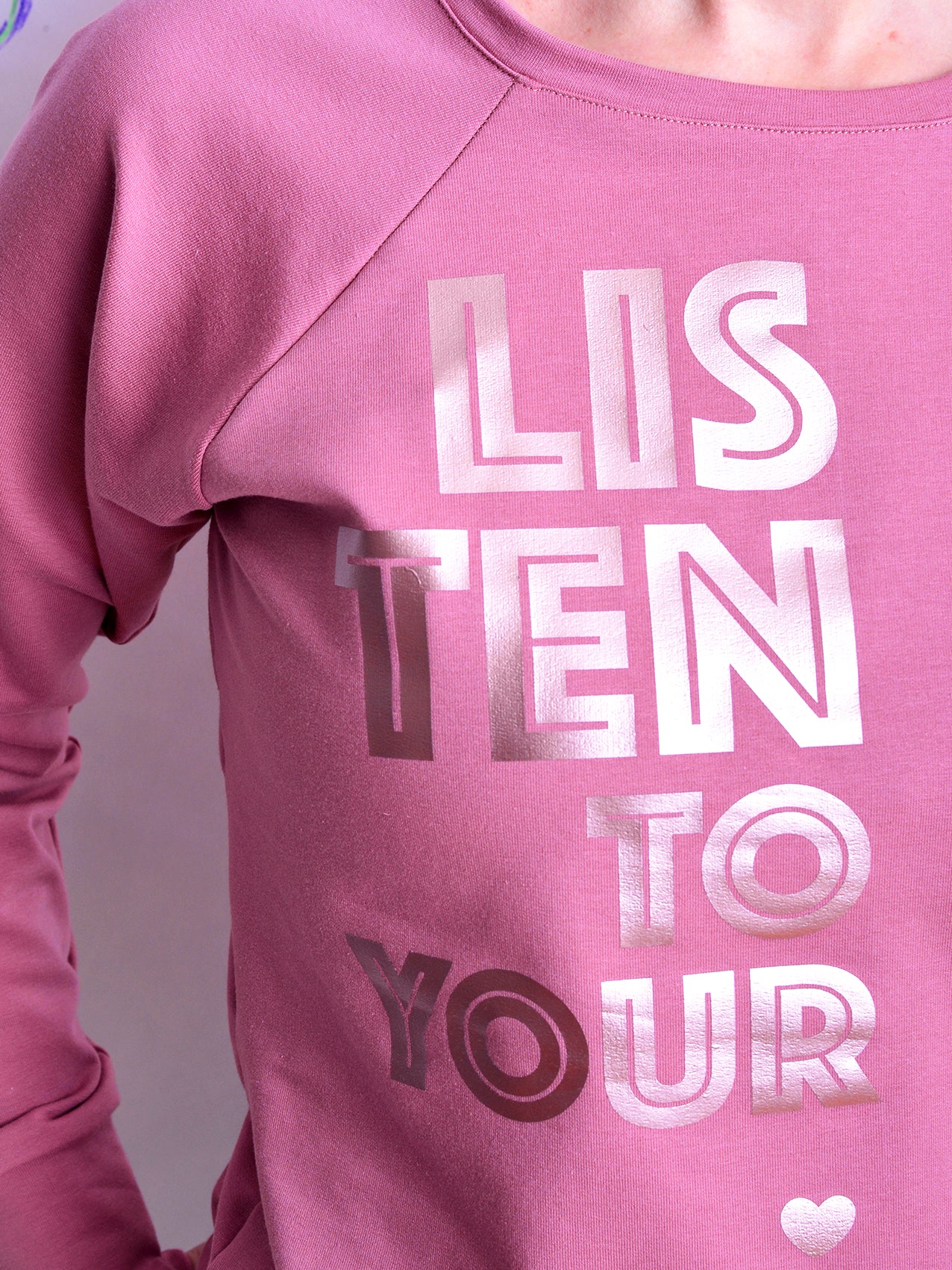 Sweatshirt LISTEN TO YOUR HEART altrosa Sweater von STADTKIND POTSDAM