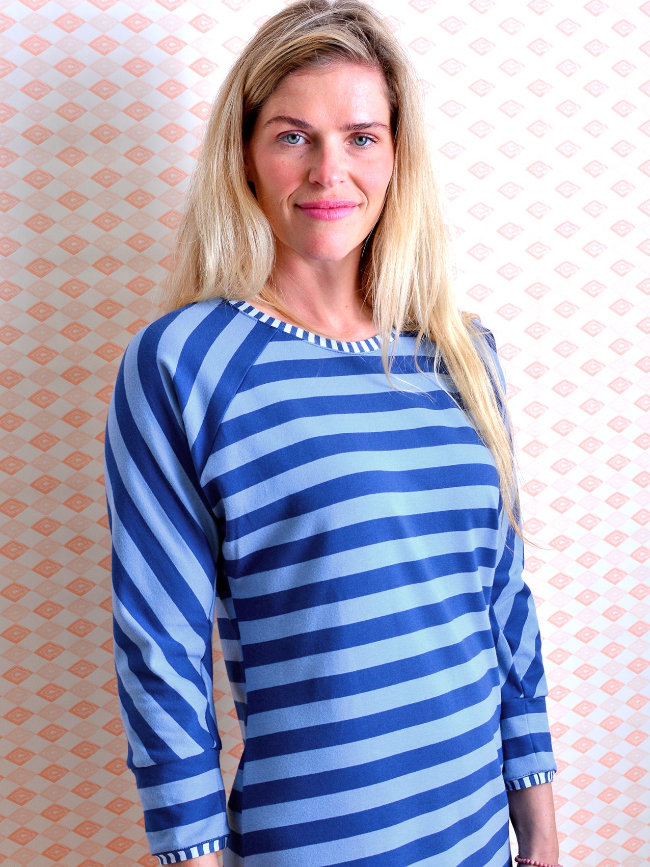 *** Jersey Kleid CAROLIN M (38) blau gestreift Streifen