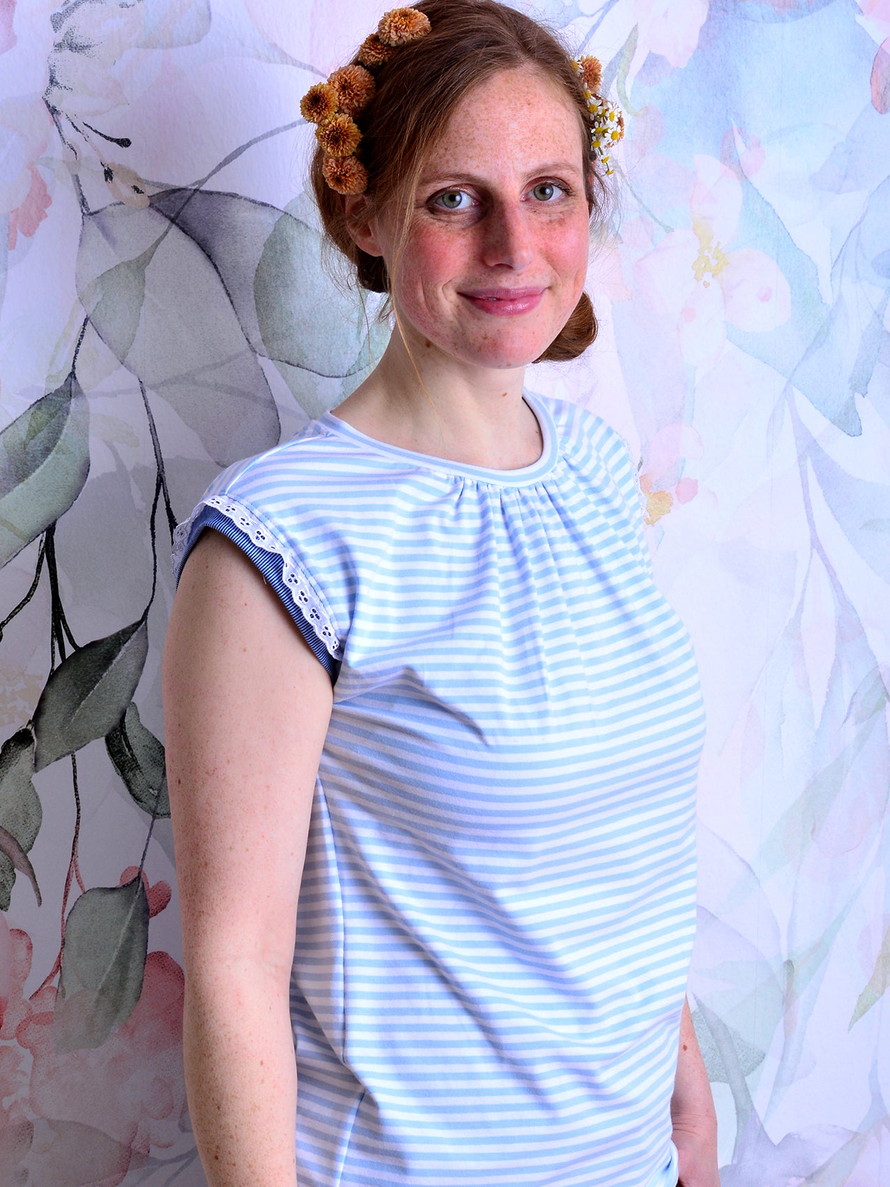 gestreiftes Jersey Shirt KATJA hellblau weiss Blumen Top blau von STADTKIND POTSDAM