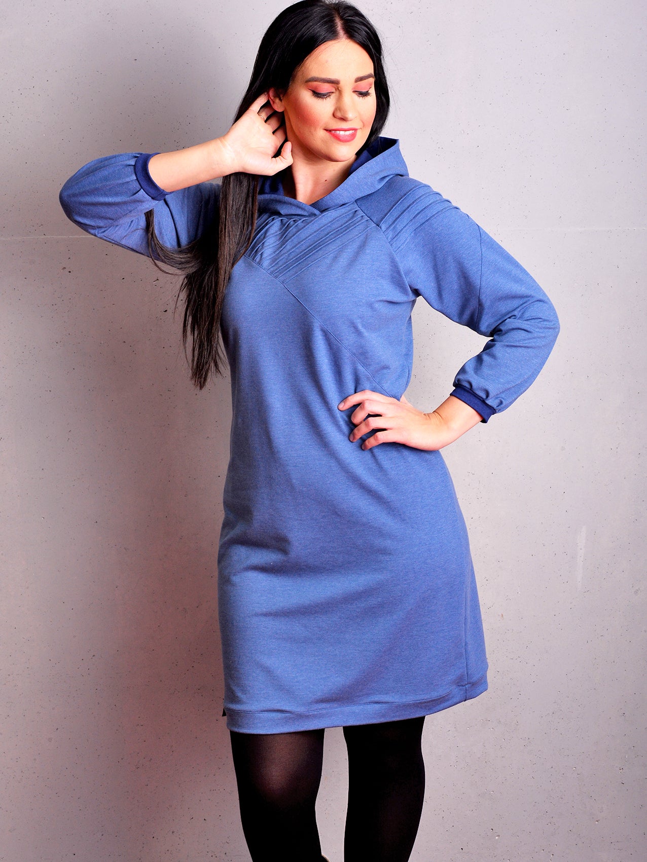Kapuzenkleid GESINE blau Raglanärmel Biesen Hoodie von STADTKIND POTSDAM