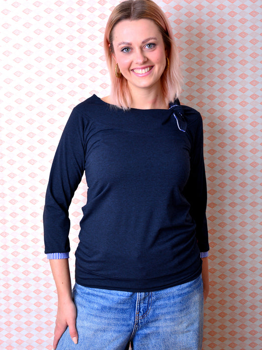 Jersey Shirt CORINNA Schleife dunkelblau meliert Streifen blau von STADTKIND
