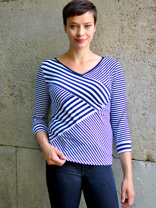 gestreiftes Jersey Shirt ELISABETH blau Streifen weiss von STADTKIND POTSDAM