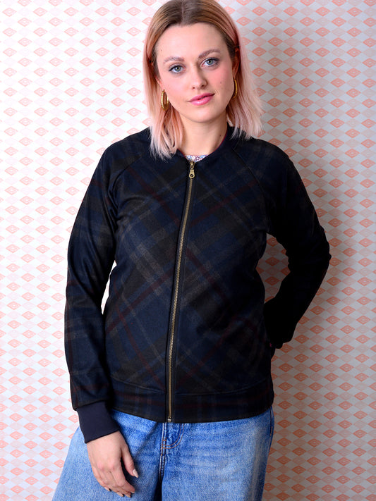 karierter Blouson JANA dunkelblau Karo schwarz Jacke von STADTKIND